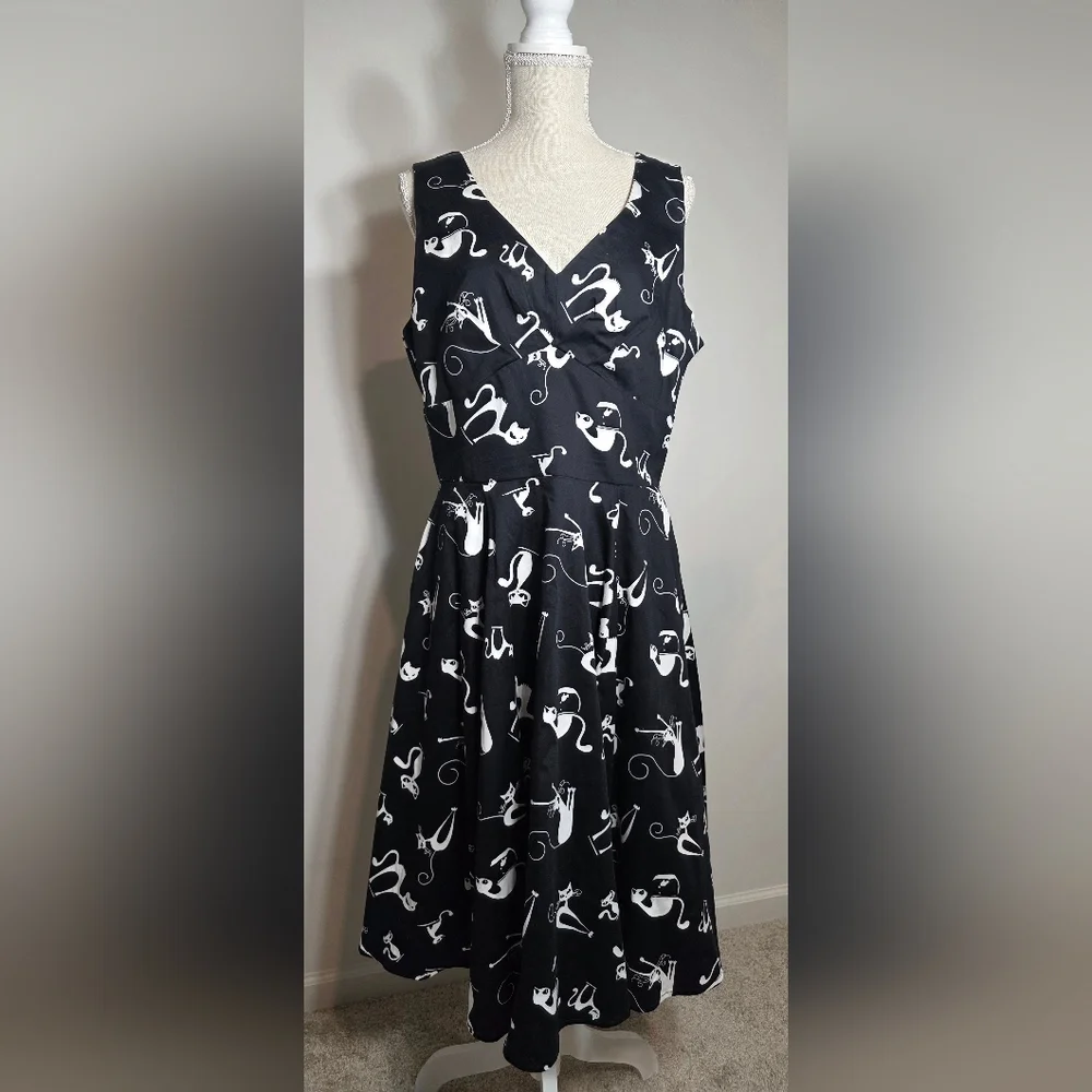 Eva Rose Like New Elegant Black and White Cat Print Dress, Size XL - Picture 8 of 13